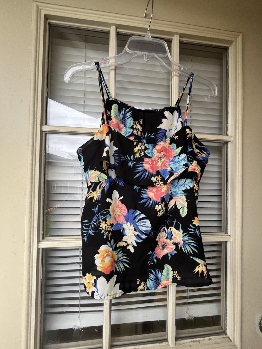 Lush Black Tropical 2 Strap Tank Top- Medium-